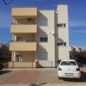 Piccola , Zadar Kroatië