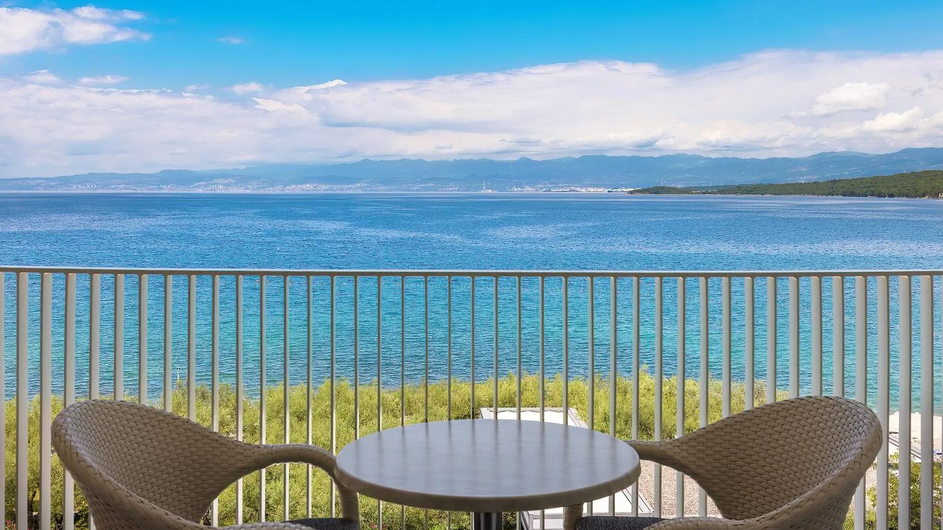 Hotel Vila Rova Malinska 4*,  Croatia
